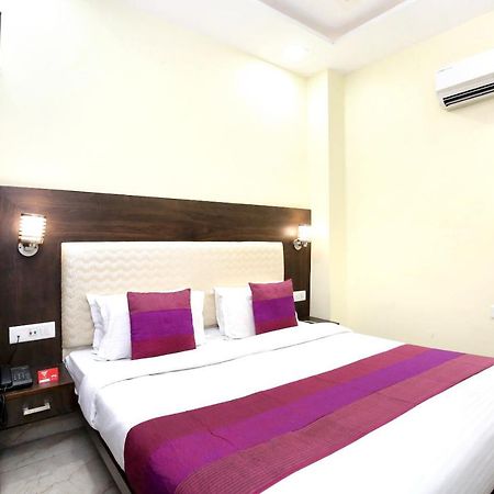 Oyo 7447 Grand Park Hotel Amritsar Exterior foto