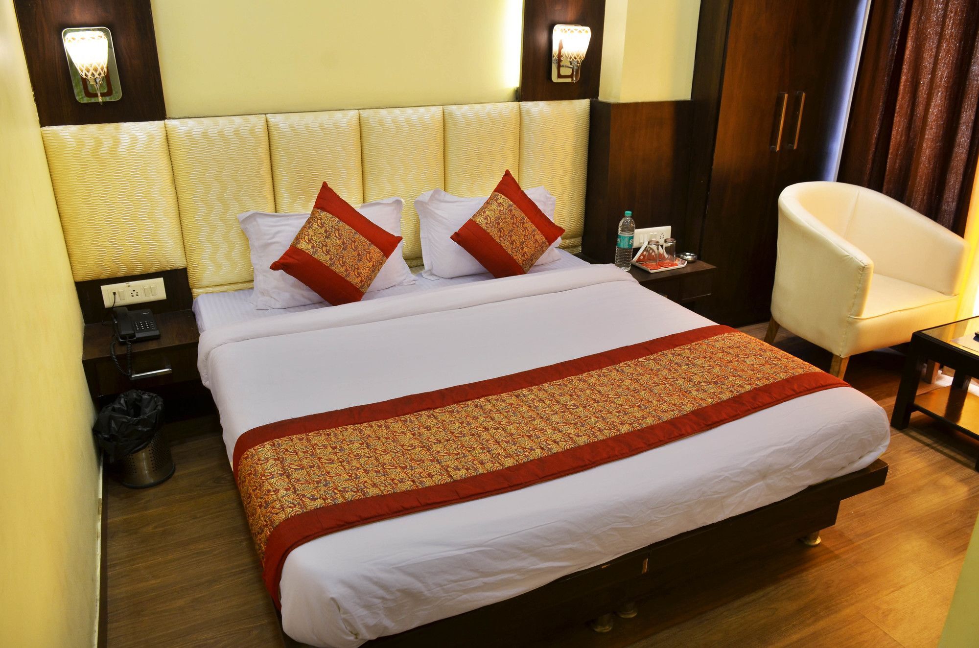 Oyo 7447 Grand Park Hotel Amritsar Exterior foto