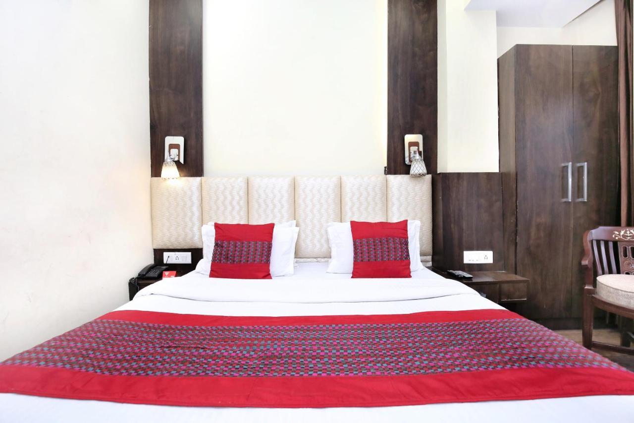 Oyo 7447 Grand Park Hotel Amritsar Exterior foto