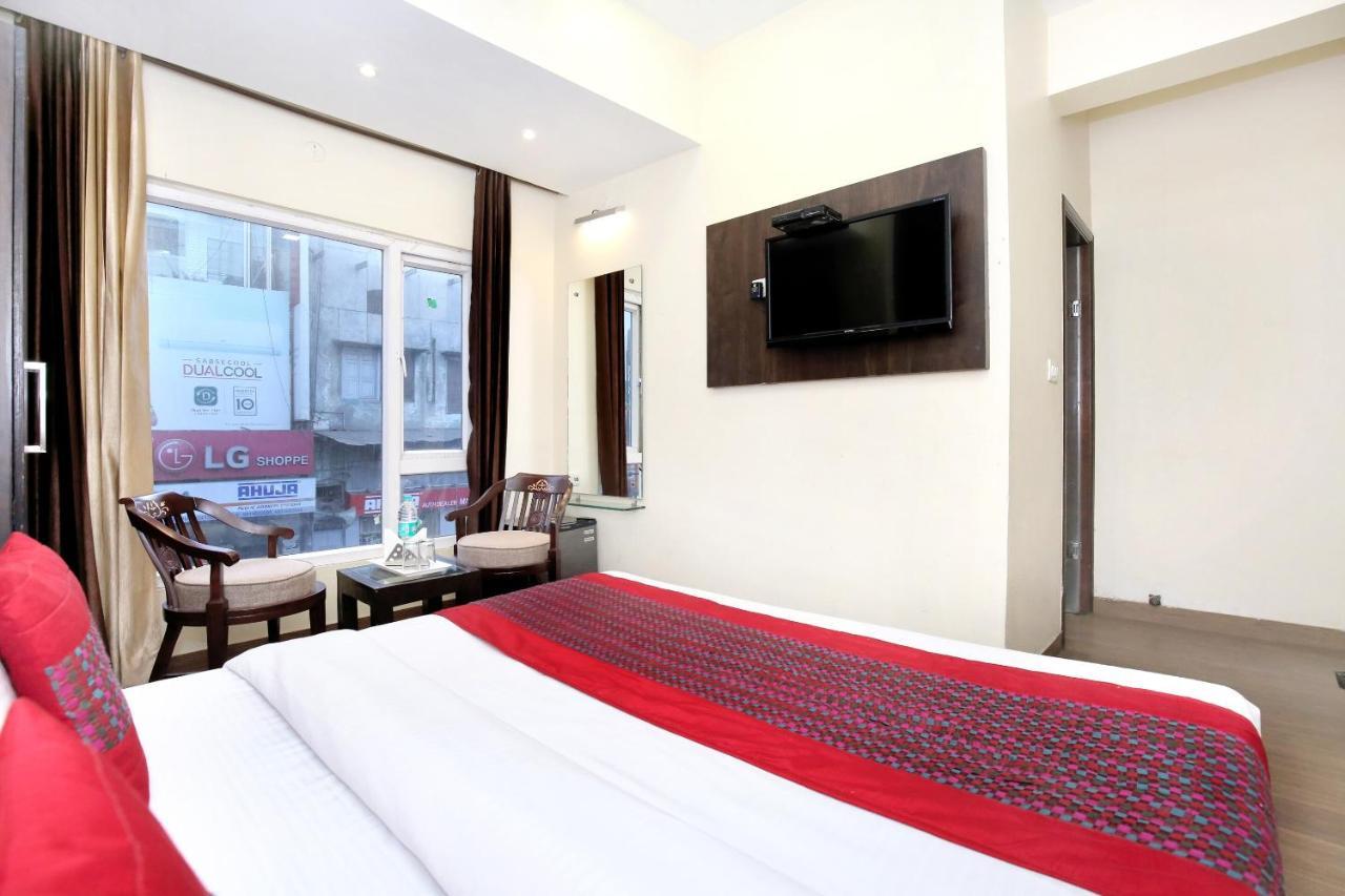 Oyo 7447 Grand Park Hotel Amritsar Exterior foto